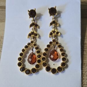 Vintage Lux Inspiried Gold Tone and Brown&Amber Rhinestone Dangle Earrings💫